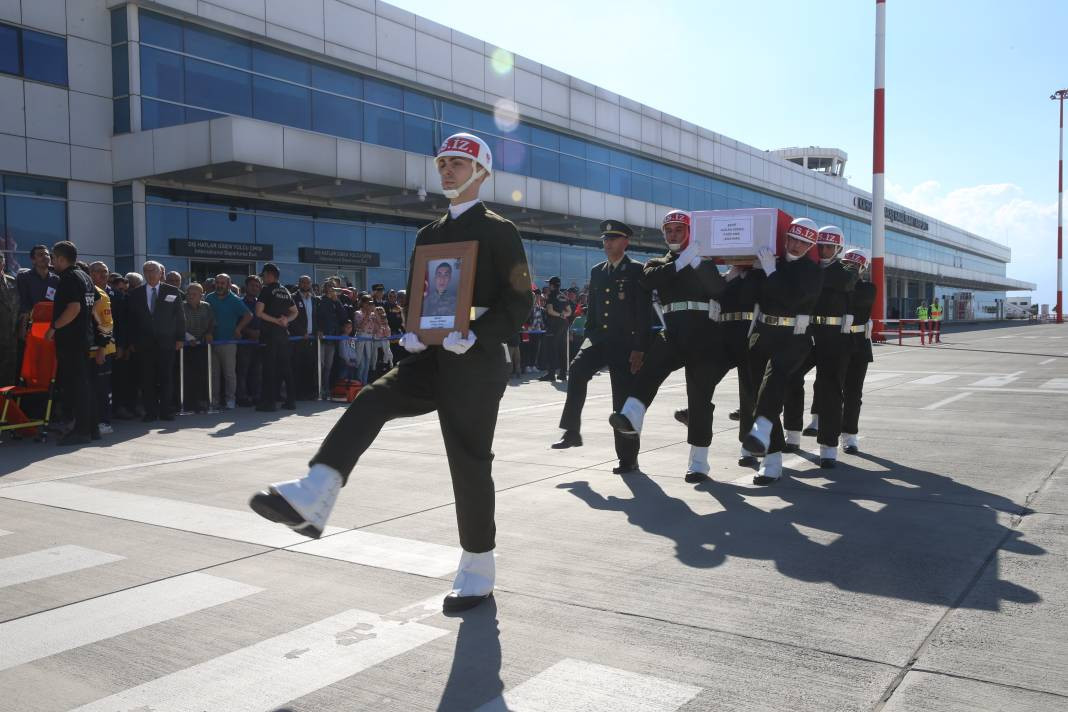 Şehit sözleşmeli onbaşı Alican Güneş’e son veda - Resim: 20